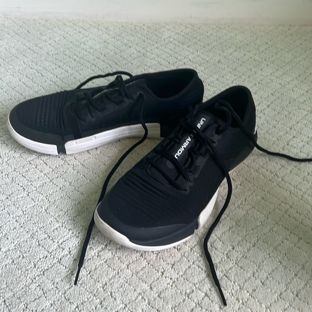 Under Armour Comfort Sneaker